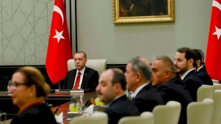 Flaş iddia: 2 Bakanlık bölünüyor
