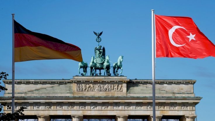 Almanya AB dışına seyahat 'yasağını' yaz sonuna kadar uzattı