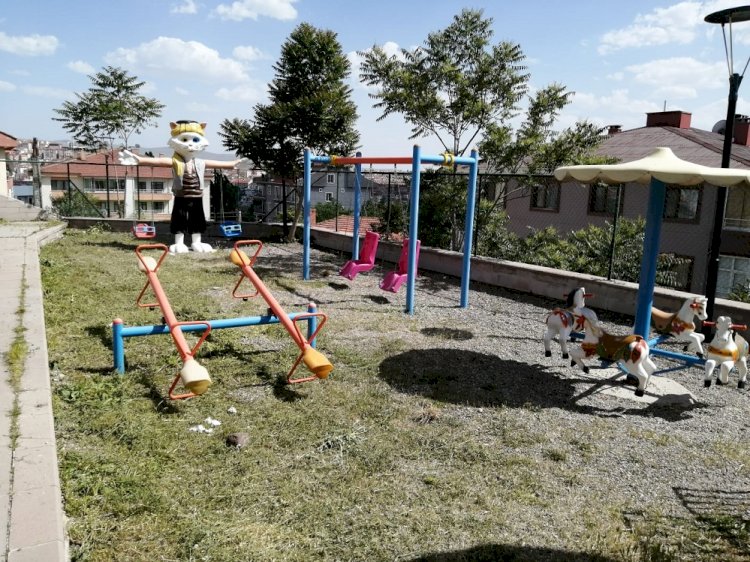 Gölbaşı Parkları Çiçek Açtı…