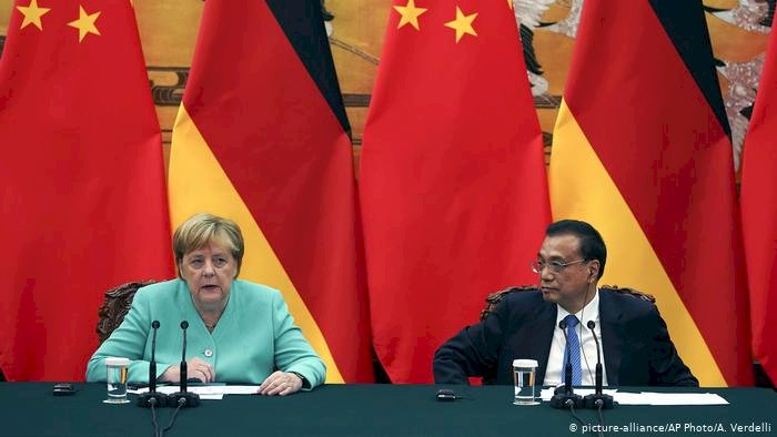 Merkel‘den Çin’deki yabancı şirketlerine eşit muamele talebi