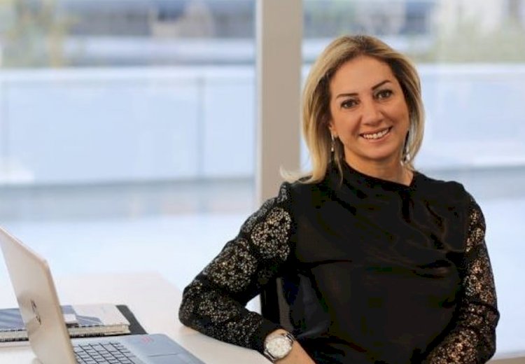 Artık beyaz yakalılar da patron