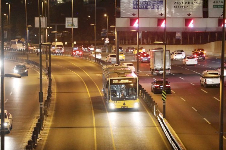 İETT GECE SEFERLERİ YENİDEN BAŞLIYOR