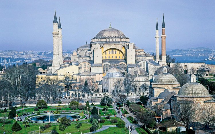 Yunanistan'dan Ayasofya hamlesi! Şimdiden başvurdular