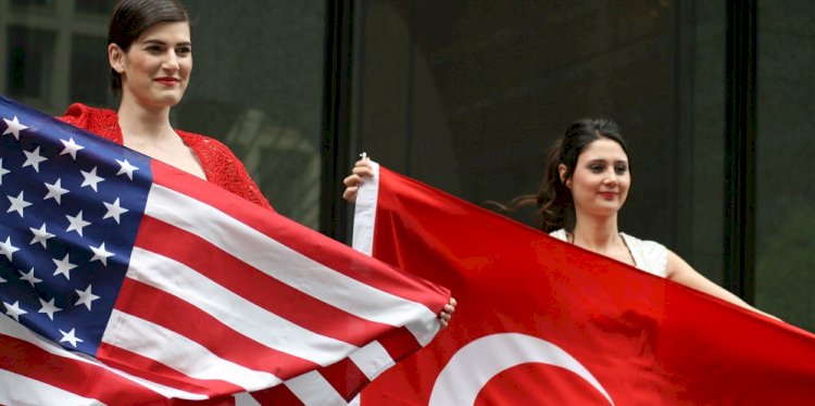 Türk halkı yeniden Batı'ya mı dönüyor