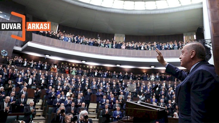 Duvar Arkası: AK Parti'de hiçbir şey olmasa da bir şeyler olacak!