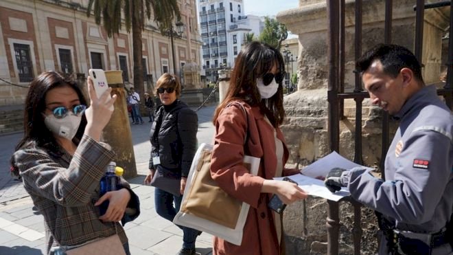 Koronavirüs: İspanya'da OHAL sona erdi, turizm sezonu açıldı