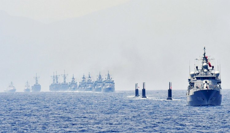 Rumlar paniğe kapıldı... Türkiye'ye karşı donanma kurma çağrısı!