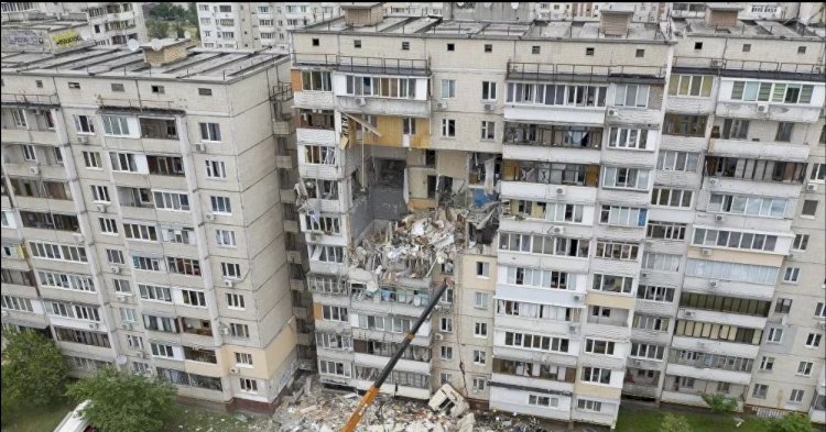 Ukrayna'da apartmanda yaşanan patlamada ölü sayısı 3'e çıktı