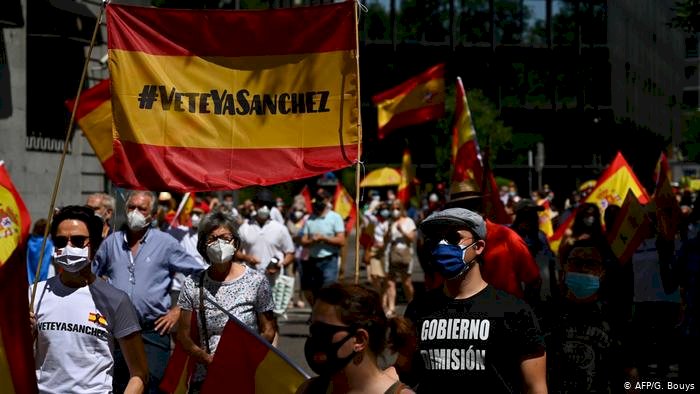 İspanya'da yeni bir başlangıç talebiyle gösteri