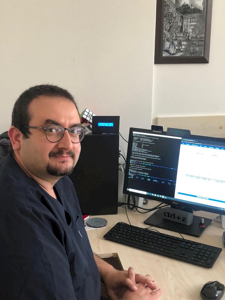 Dr. Parıltay,  “Üniversitemizde, yapay zeka ve büyük veri çalışmaları multidisipliner bir anlayışla yapılıyor”