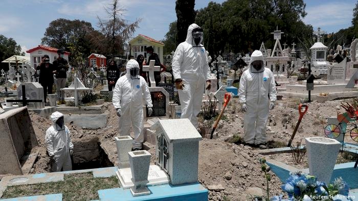 Koronavirüsten can kayıpları yarım milyonu geçti