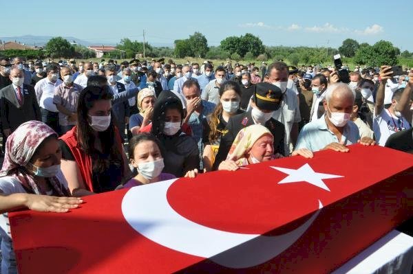 Şehit Piyade Uzman Onbaşı Recep Yüksel'in cenazesinden kareler