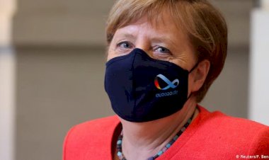 Merkel’den yaşlılara teşekkür