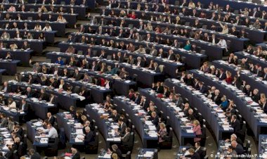 Avrupa Parlamentosu'nda Türkiye'ye ağır eleştiriler