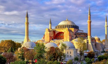 Ayasofya, Lozan Antlaşması’nın 97. yıl dönümüne rastlayan 24 Temmuz’da ibadete açılacak