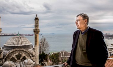Orhan Pamuk: Ayasofya'yı yeniden camiye çevirmek, dünyanın geri kalanına 'artık seküler değiliz' demektir