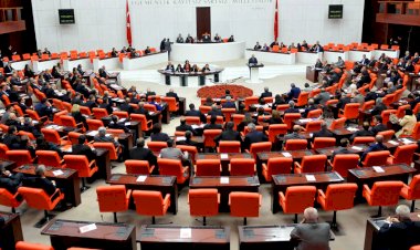 İYİ Parti'nin Doğu Türkistan önergesi AK Parti ve MHP'nin oylarıyla reddedildi