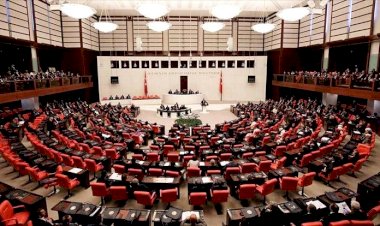 HDP ve MHP'nin Uygur tartışması: Çin'e savaş mı açalım?
