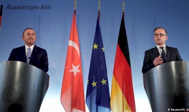 Almanya: Yücel kararı tamamen yanlış bir mesaj