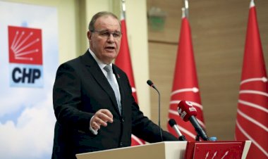 Öztrak'tan Soylu ve Metiner'e: Bu kifayetsizlerin elinde devletimiz muz cumhuriyetine döndü