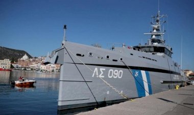 AFP: Yunanistan Ege'ye savaş gemilerini gönderdi