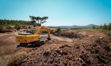 Bergama’da hayvan sulama göletleri elden geçiriliyor