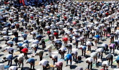 Ayasofya'daki tarihi günde neler yaşandı?