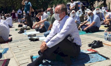 Muharrem İnce: Ayasofya’ya gidenlerin sevabı fazla, Sultanahmet’e gidenlerin az mı?