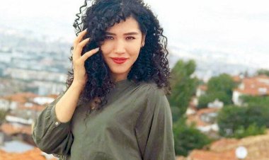 AKP'li Şirin Ünal da Ayasofya'da