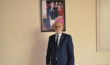 Her gün 7.5 saatimiz internette  geçiyor
