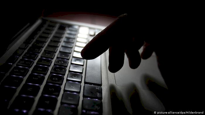 Almanya'da internette nefret suçlarına ağır cezalar geliyor