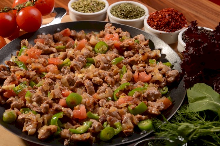 KURBAN BAYRAMINI SAĞLIKLI GEÇİREBİMEK İÇİN BESLENME ÖNERİLERİ