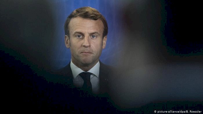 Macron'un sağ parfümlü yeni kabinesi