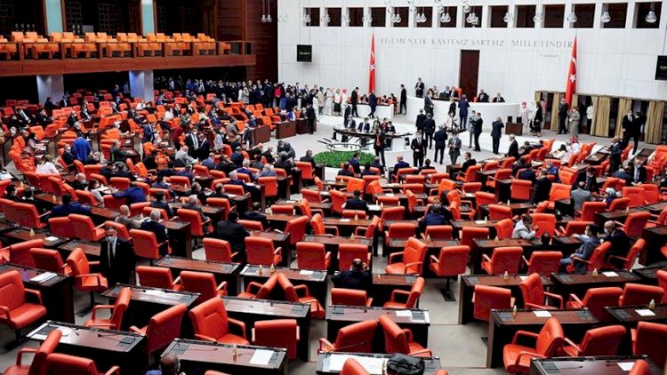 Mustafa Şentop 3. turda Meclis Başkanı seçildi