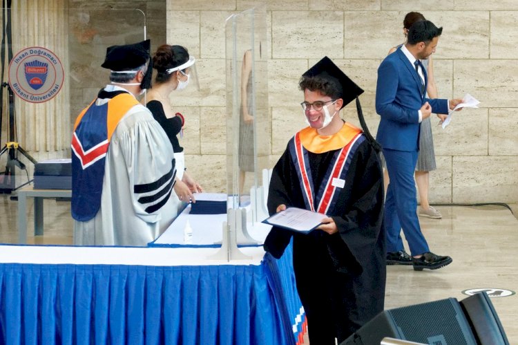 BİLKENT ÜNİVERSİTESİ 2020 MEZUNLARINI UĞURLUYOR