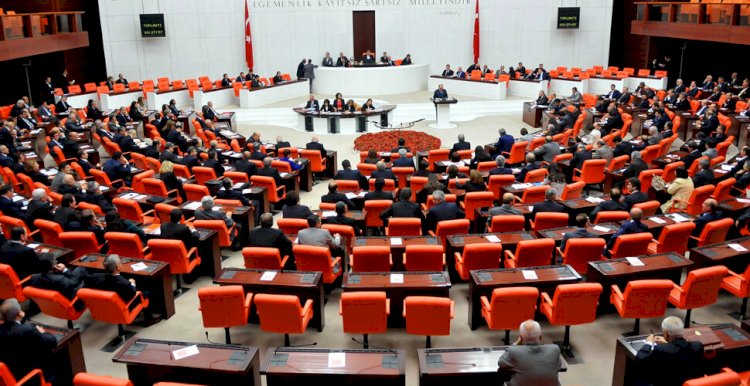 İYİ Parti'nin Doğu Türkistan önergesi AK Parti ve MHP'nin oylarıyla reddedildi