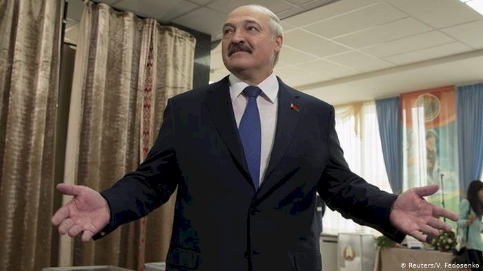 Комментарий: Лукашенко расчистил себе путь для новой "элегантной" победы