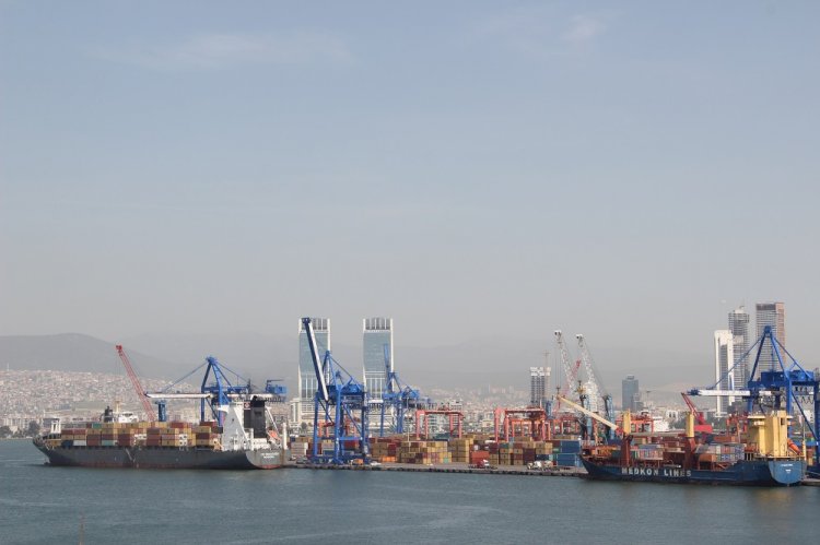 En büyük 500 sanayici şirketin 88 tanesi Egeli ihracatçılardan oluştu