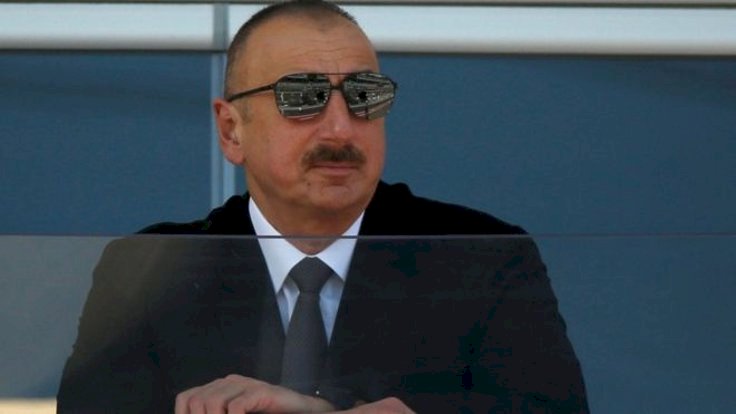 Azerbaycan'da dışişleri bakanı görevden alındı