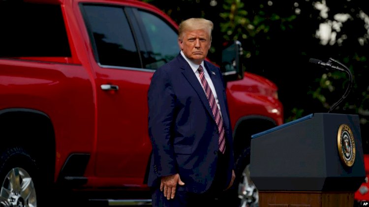 "Trump'ın Destek Oranı Düşmeye Devam Ediyor"