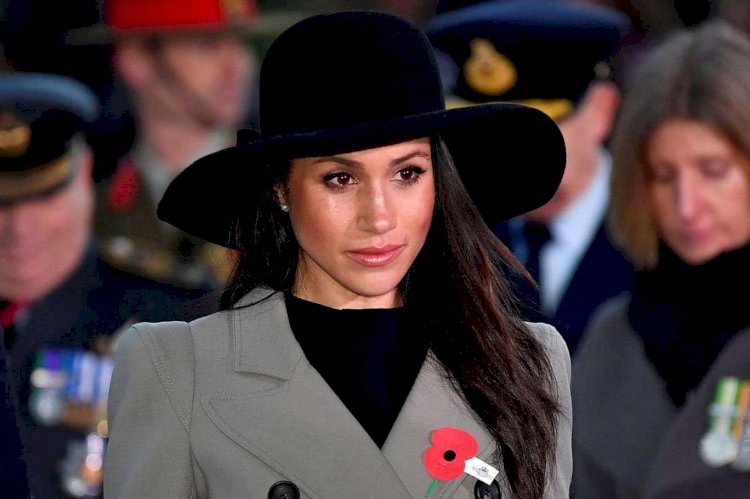 Meghan Markle, Birleşik Krallık'ın "münasebetsiz" tabloid gazetelerini babasıyla arasını bozmakla suçluyor