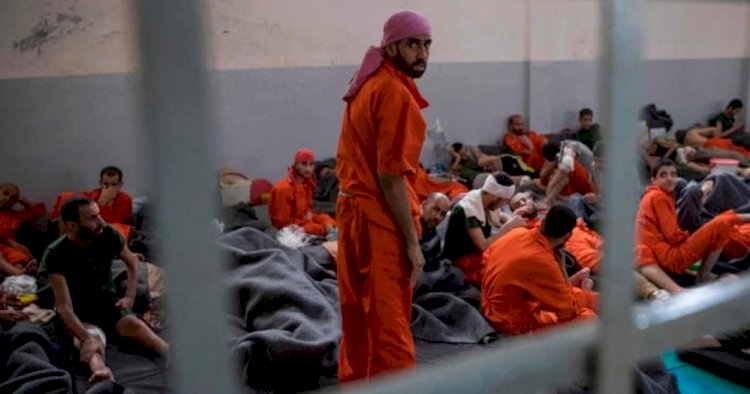 Britanyalı IŞİD mahkumlarını Suriye’de çürümeye terk ederek hiçbir şey öğrenemeyiz