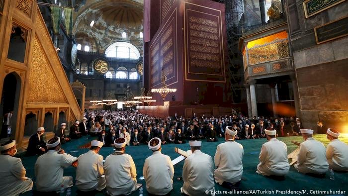 Siyasal İslam’ın fetih kılıcı