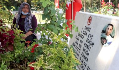 Adana'da şehitliklerde hüzünlü bayram