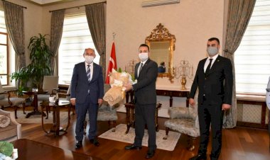 Şehit Ailelerinden Vali Yaşar Karadeniz’e ziyaret