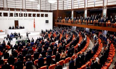 MHP’den bakanlara ‘muhalif’ sorular