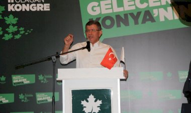Davutoğlu’ndan Erdoğan’a ‘Davos’ göndermesi: Gerçeği söylemiyor!
