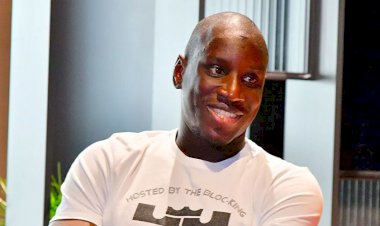 Demba Ba'dan futbol camiasına Çin'in Uygur Türkleri'ne yenilik zulmünü kınama çağrısı