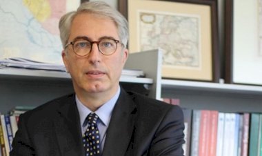 Yetkin: Müjde doğal gaz ise kanala tanker trafiği nedeniyle mi ihtiyaç olduğu söylenecek?