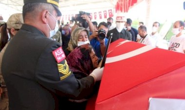 Libya’da şehit olan Uzman Çavuş Yılmaz’ın naaşı memleketine uğurlandı
